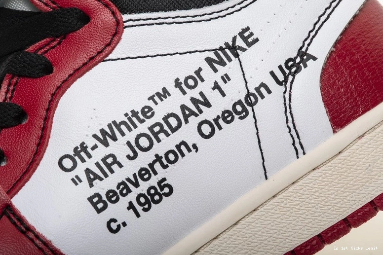 1 retro Jordan  chicago AA3834-101 NIKE Air OWT 0524